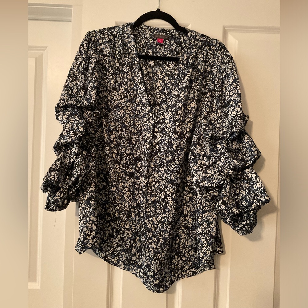 Vince Camuto 3X 3/4 touched sleeve top